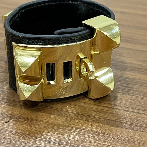 Hermes Collier de Chien leather cuff bracelet noir w/gold hardware fits 6” wrist - Picture 6 of 16